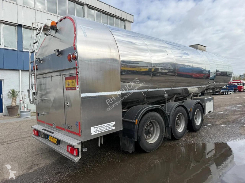 Oplegger Magyar S40EBT 3 AXLE MILKTANK