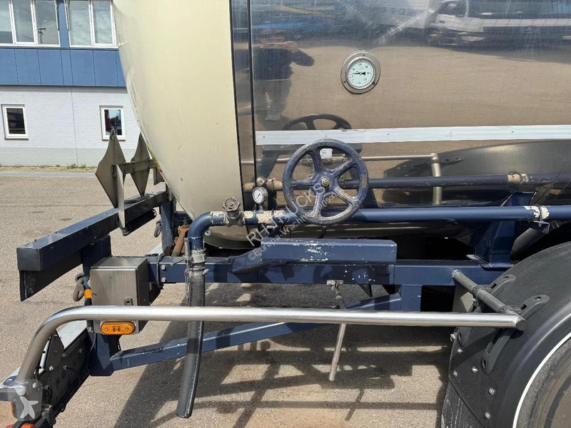 Oplegger  TSA 38 3 AXLE BITUMEN OPLEGGER