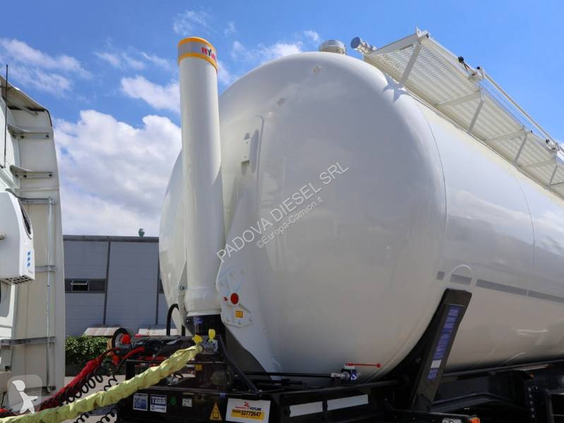 Semirimorchio Kässbohrer SSK 60 - SILO...