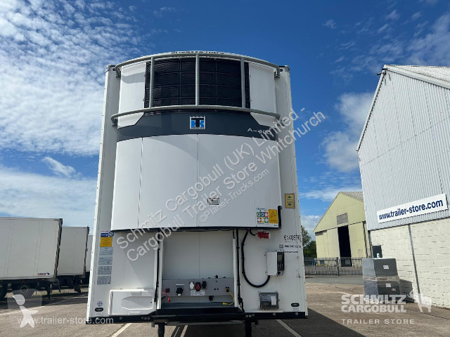 نصف مقطورة Schmitz Cargobull Reefer Standard