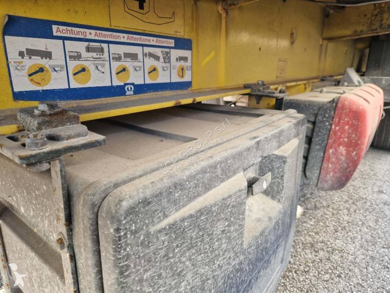 نصف مقطورة Krone SDP27