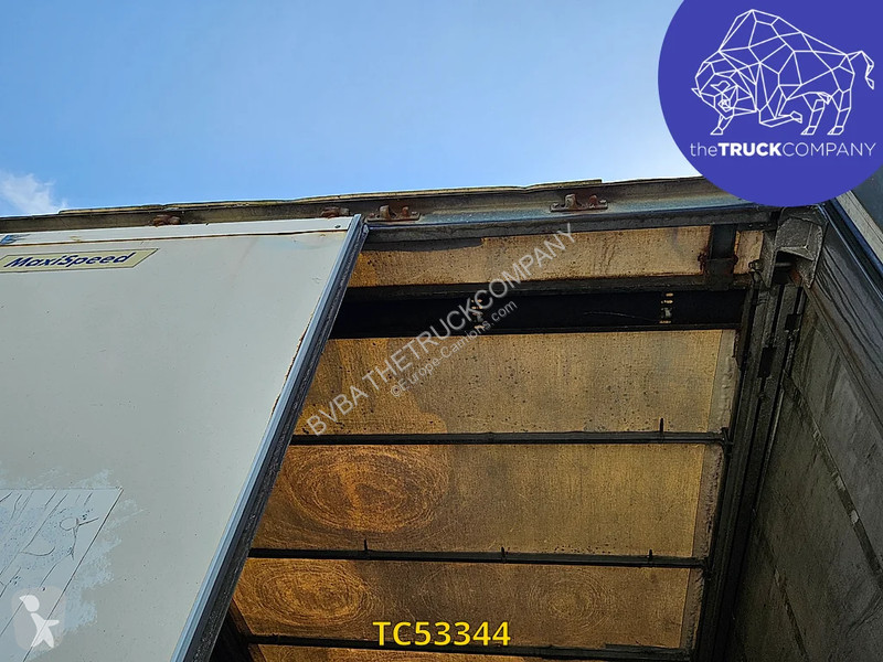 نصف مقطورة Fruehauf
