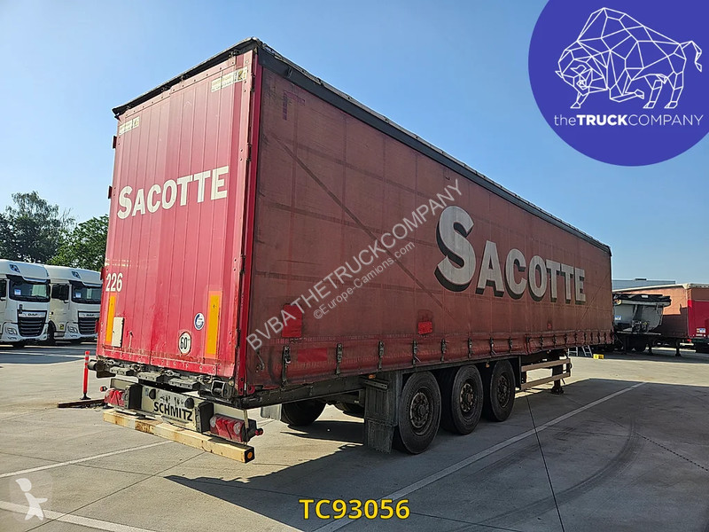 نصف مقطورة Schmitz Cargobull
