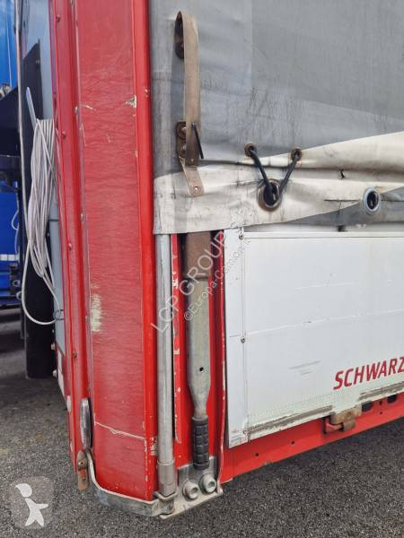 نصف مقطورة Schwarzmüller S1 J-SERIE