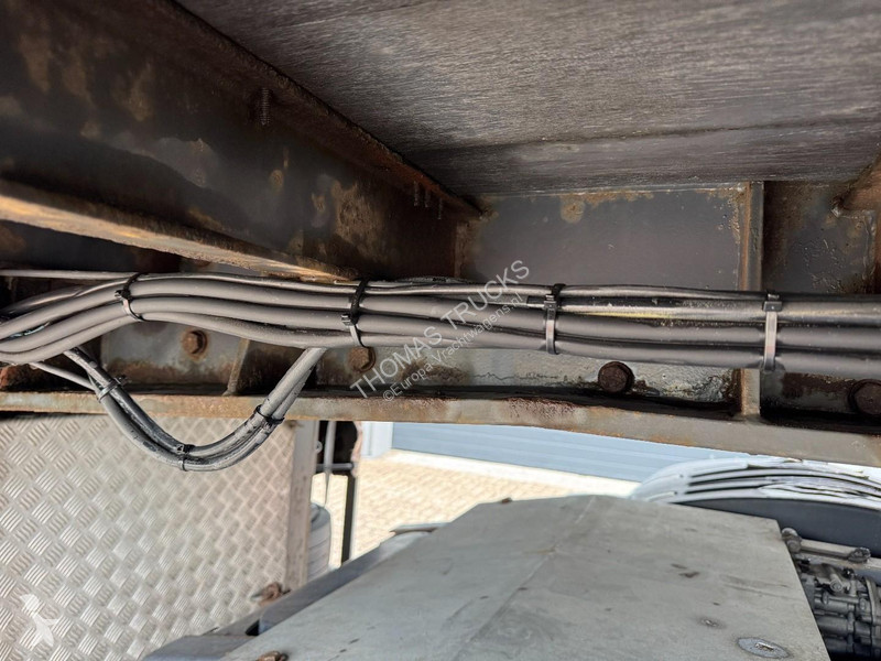 نصف مقطورة Esve TAD 12-10, 9.0 Ton Taillift,...