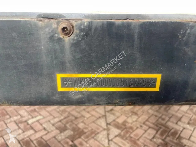 نصف مقطورة Krone CARRIER VECTOR 1950 3 AXELS