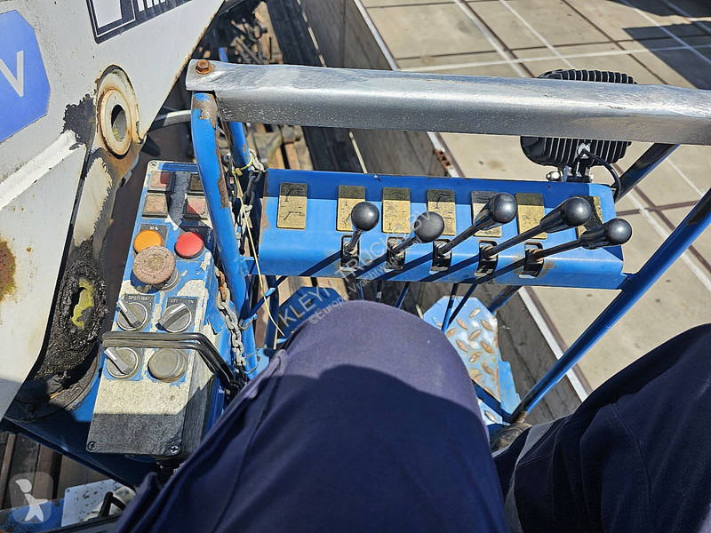 نصف مقطورة KWB P-393-STI-R-1 HIAB 130 R