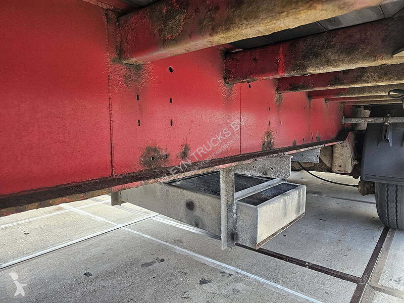 Полуприцеп Pacton T3-011
