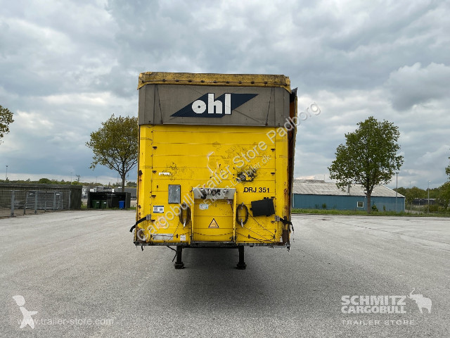 نصف مقطورة Schmitz Cargobull Curtainsider Mega