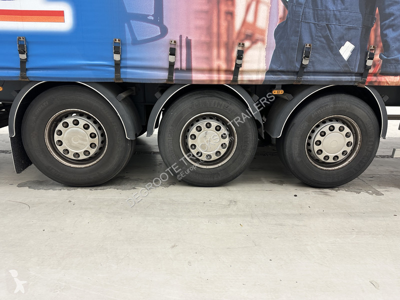 نصف مقطورة Fruehauf Tautliner