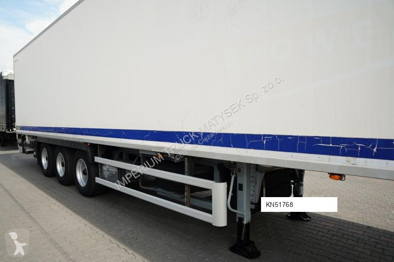 نصف مقطورة Chereau