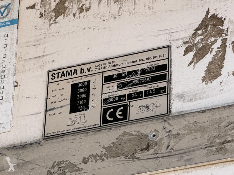 نصف مقطورة Floor Closed Box / Stuur-As /...