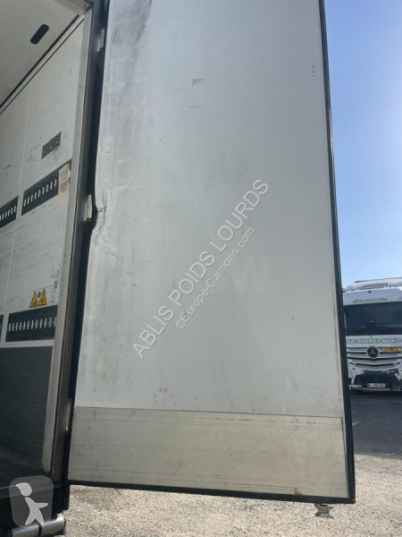 نصف مقطورة Schmitz Cargobull