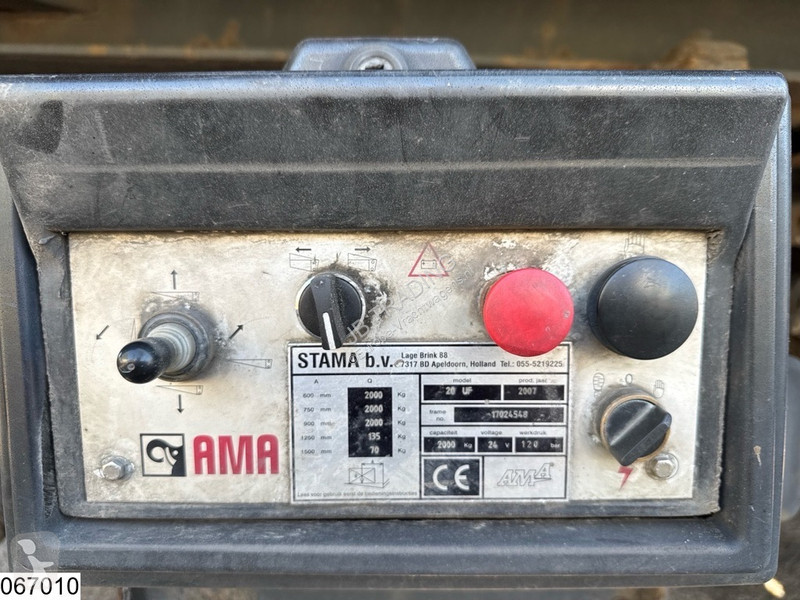 نصف مقطورة HTF Koel vries Carrier Vector 1800, AMA