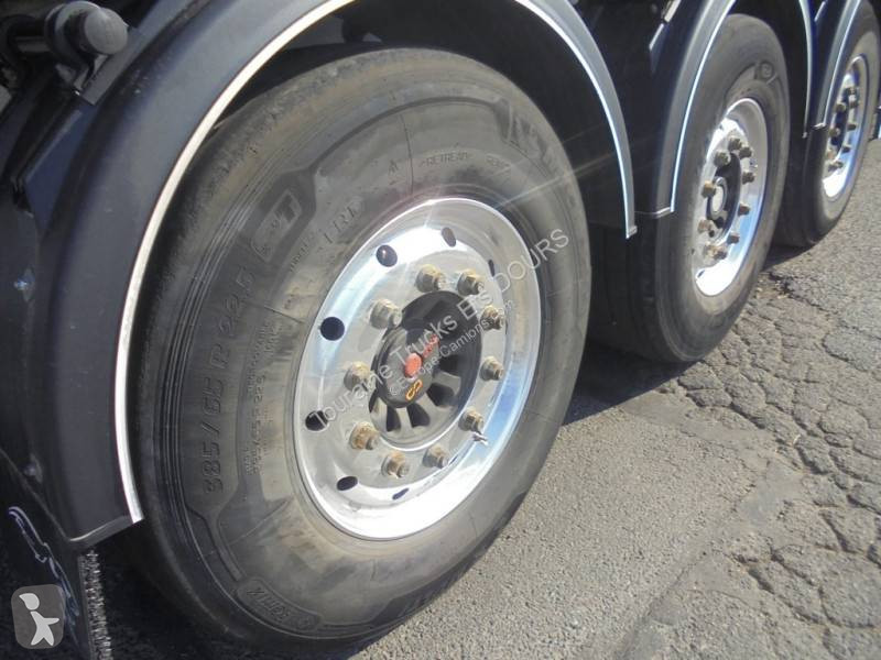 نصف مقطورة Benalu STANDARD