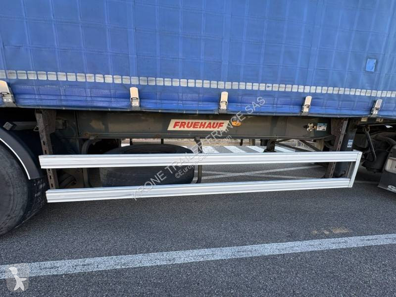 نصف مقطورة Fruehauf