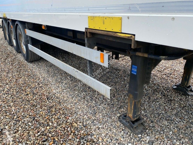 نصف مقطورة  Ekeri IH4544 Faltwand