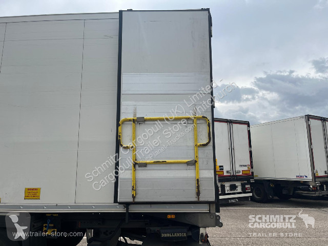 نصف مقطورة Schmitz Cargobull Reefer Standard...