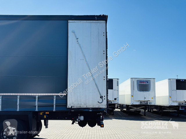 نصف مقطورة Schmitz Cargobull Curtainsider Coil...