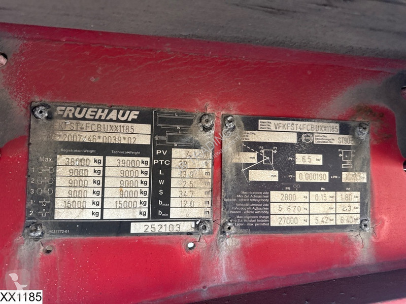 نصف مقطورة Fruehauf Tautliner Dhollandia