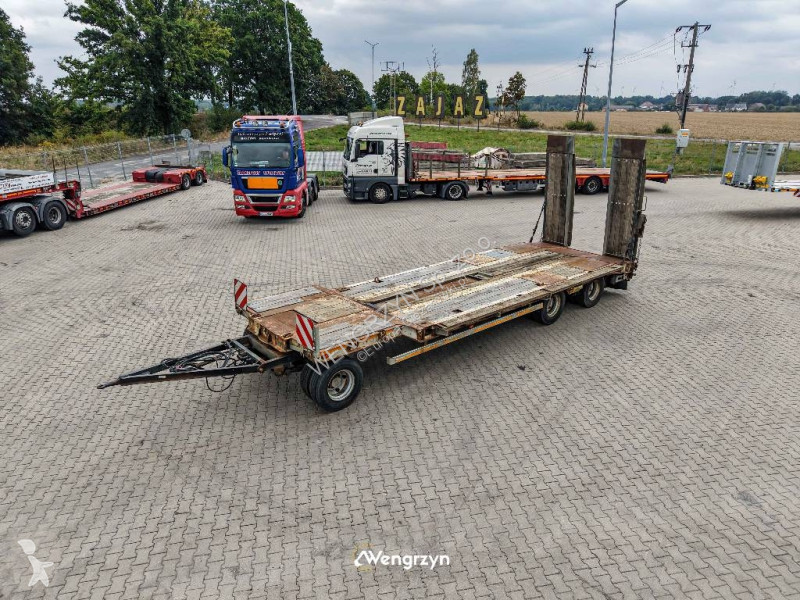 T 3 Profi 30 Najazdy hydrauliczne semi-trailer