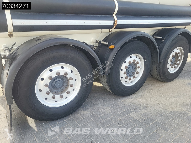 Félpótkocsi  APK 03-2027 39.000 Ltrs Lift Axle...