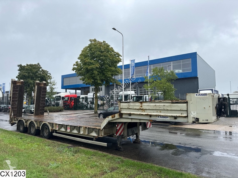 Porte engins Kaiser Lowbed 57,000 kg, steering...