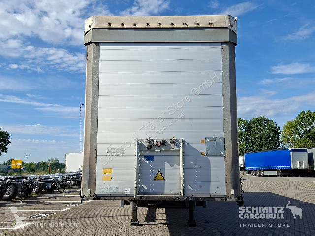 Návěs Schmitz Cargobull Curtainsider Mega Getränke
