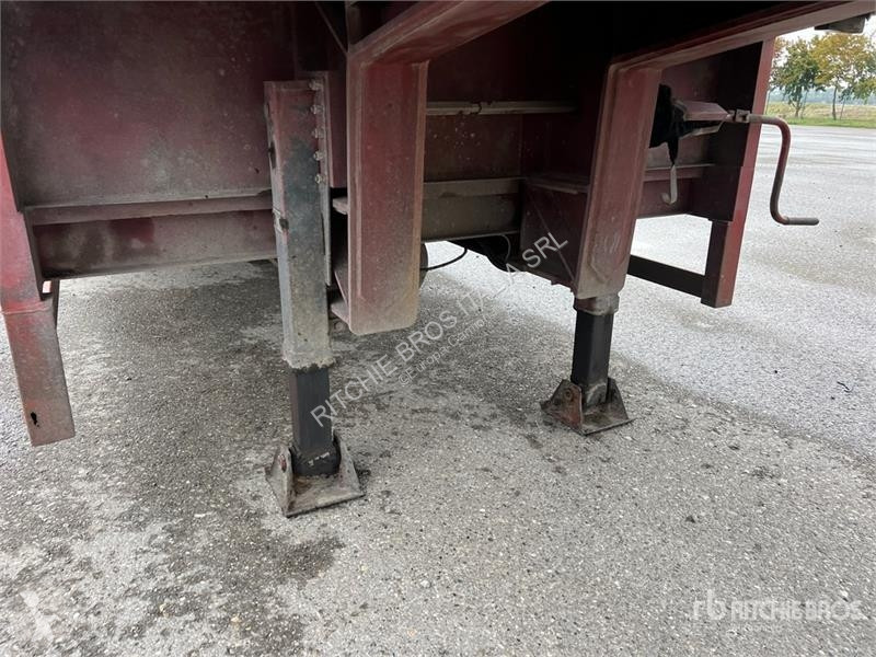 Návěs Bertoja SR 47 L Tri/A Step Deck Trailer