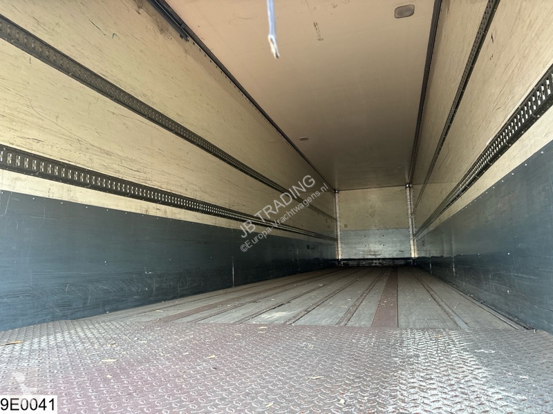Fruehauf gesloten bak semi-trailer
