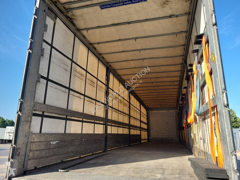 Semirremolque Schmitz Cargobull SCB*S3T