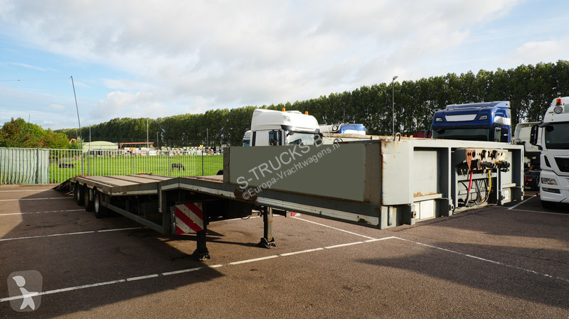 Semirremolque Nooteboom 3 axle semi low loader...