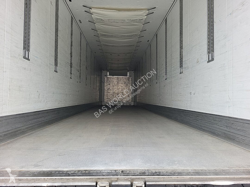 Semiremorca Schmitz Cargobull SCB*S3B