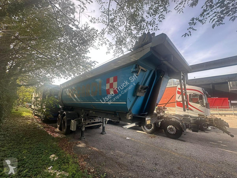 Полуприцеп Menci SA 740