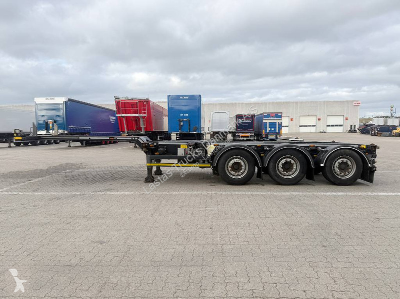 Полуприцеп  TRAILER 3 axle Container chassis /...