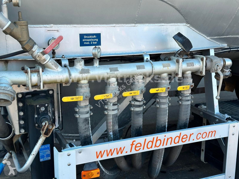 Полуприцеп Feldbinder EUT 40.3 40m³, 2 Euter,...