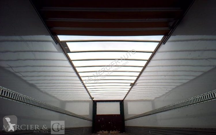 نصف مقطورة Lecitrailer