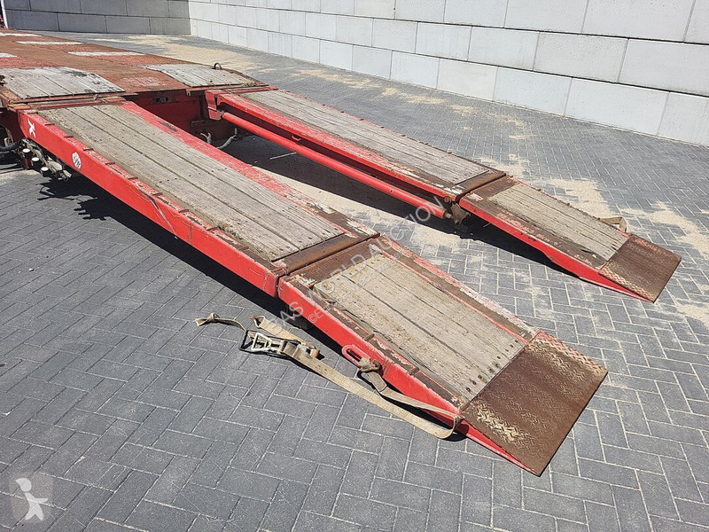 Semitrailer Kässbohrer LB4E