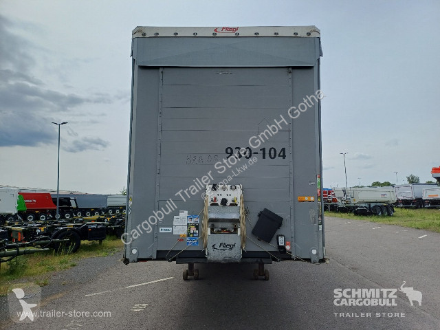 نصف مقطورة Fliegl Curtainsider Mega Getränke