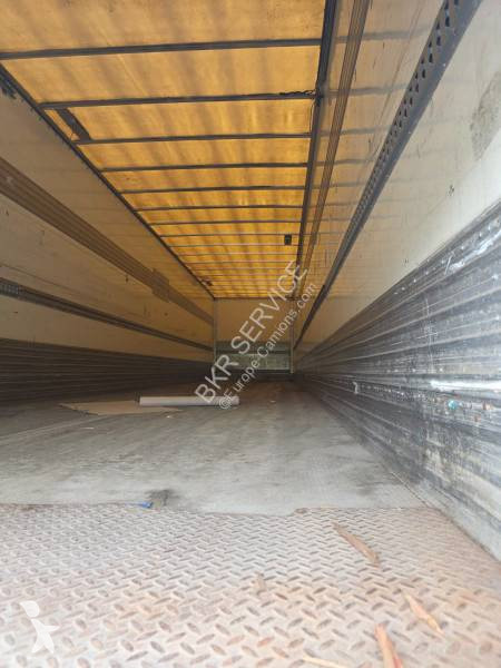 Semiremorca Fruehauf