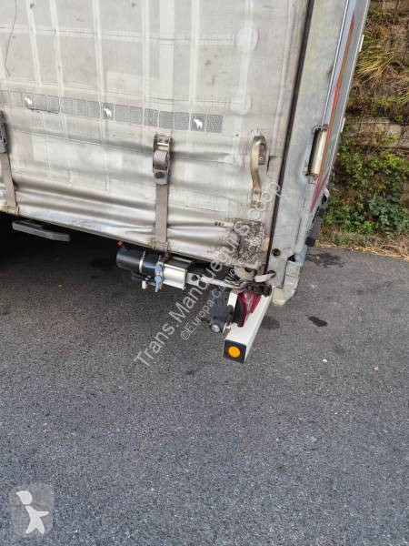 Návěs Schmitz Cargobull Varios