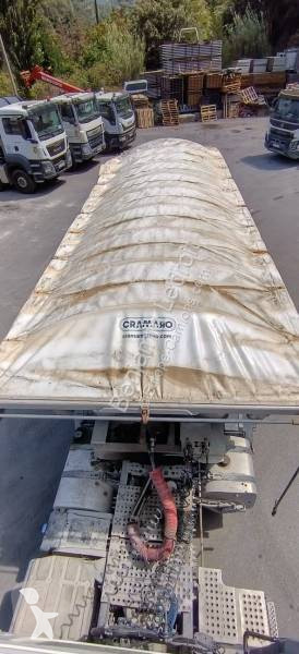 Benalu  semi-trailer