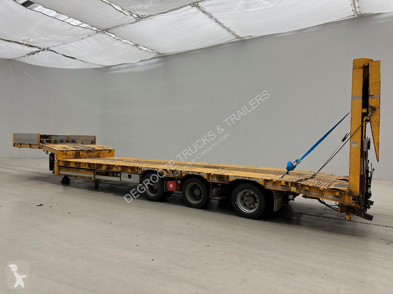 Превоз на строителна техника Castera Low bed...