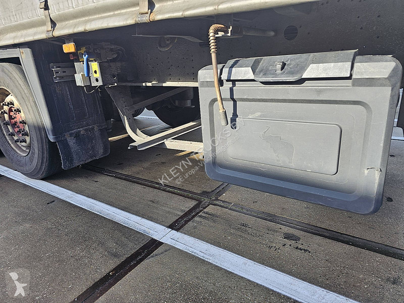 Oplegger Schmitz Cargobull SCB*S3T 3 AXLES...