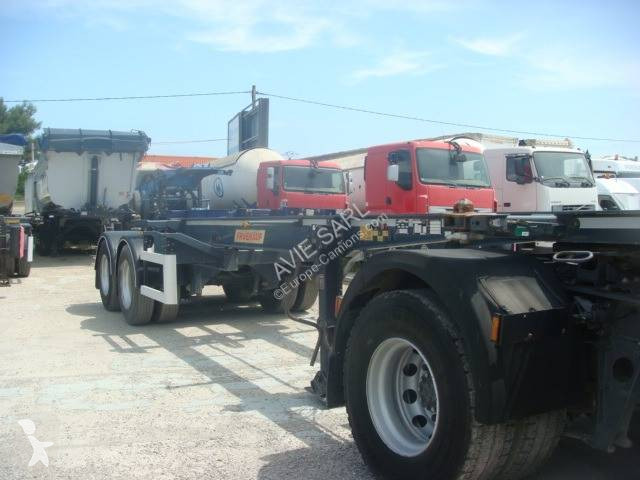 Semitrailer Fruehauf PORTE CONTAINER 20 PIEDS...