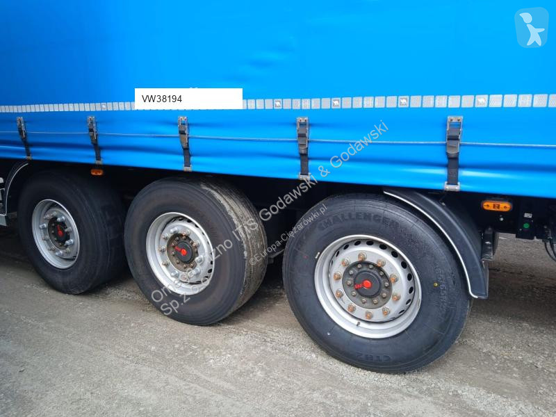 Semitrailer Wielton NS-3 Standard – podnoszona oś