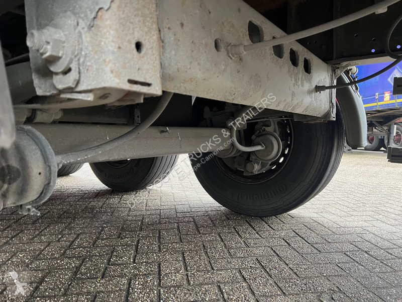 Semitrailer Kässbohrer Tautliner