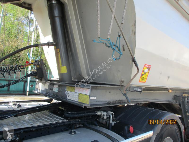 Semitrailer Stas