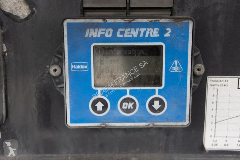 Semitrailer  EUROVRAC-SK2460 - 60M³+5COMP