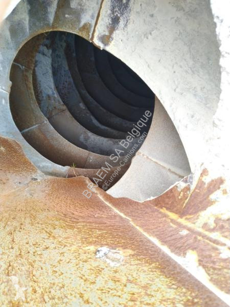 نصف مقطورة De Buf  BETON...